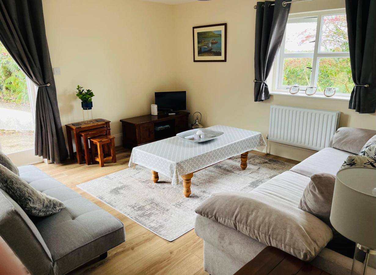 Hillcrest Lodge, Private Apartment On Lough Corrib, Oughterard 골웨이 외부 사진